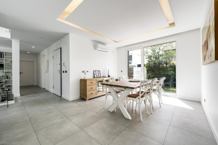 Image No.43-3 Bed Villa / Detached for sale