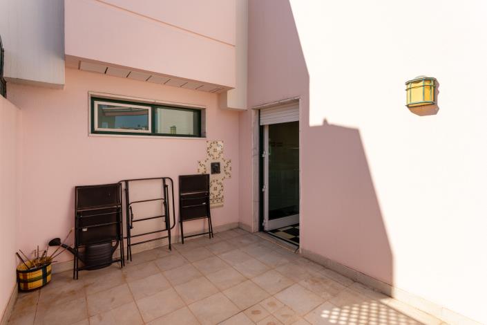 Image No.16-5 Bed Duplex for sale