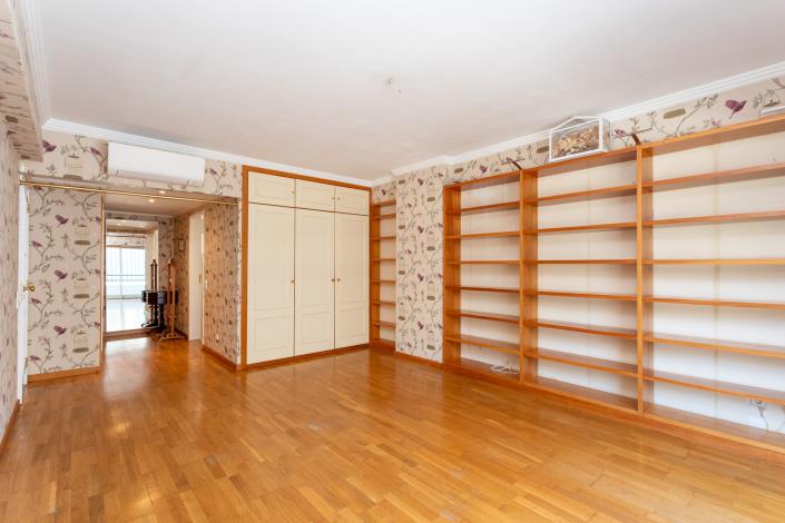 Image No.41-5 Bed Duplex for sale