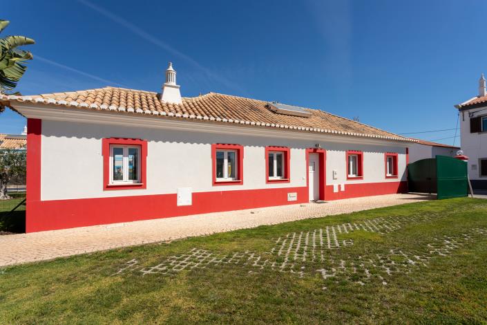 Image No.11-12 Bed Villa for sale