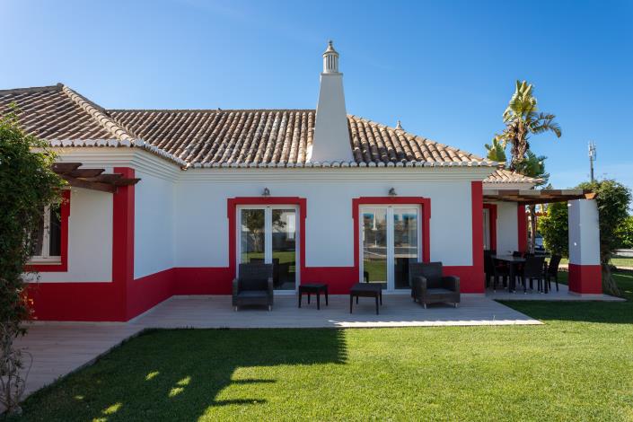 Image No.16-12 Bed Villa for sale