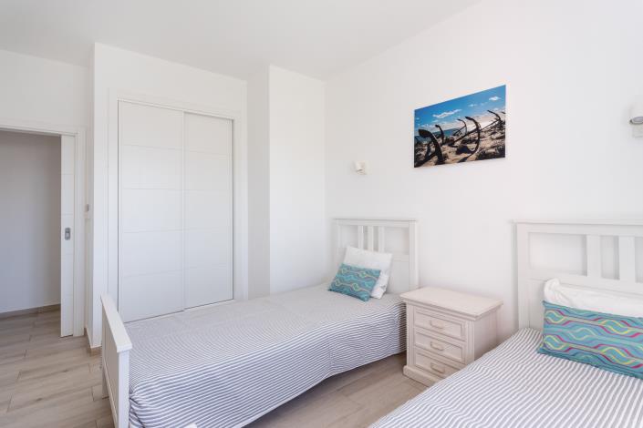 Image No.26-12 Bed Villa for sale