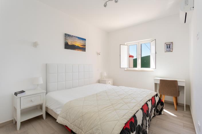 Image No.35-12 Bed Villa for sale