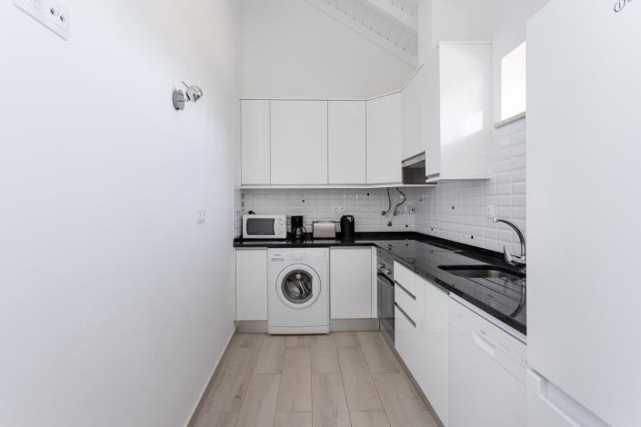 Image No.51-12 Bed Villa for sale