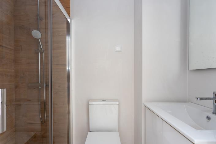 Image No.24-4 Bed Townhouse for sale