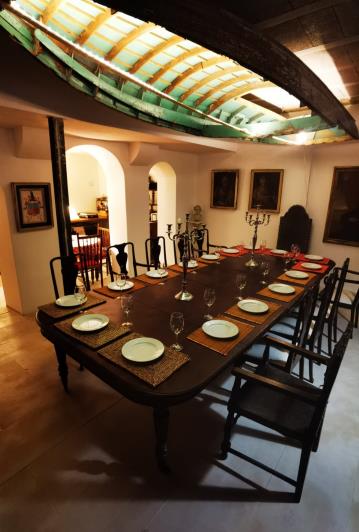 Image No.17-10 Bed Villa / Detached for sale