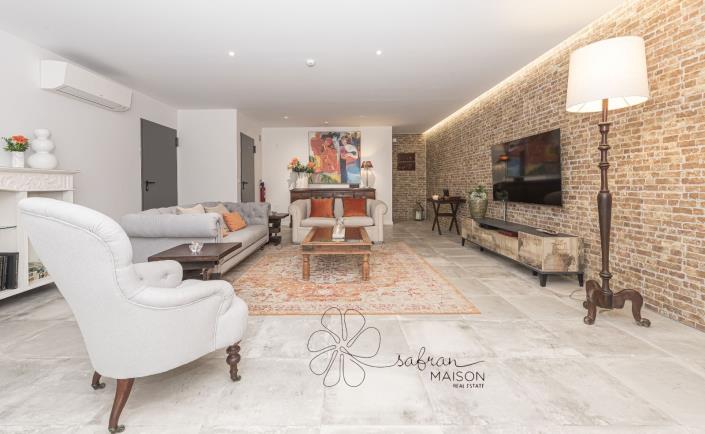 Image No.6-8 Bed Villa for sale