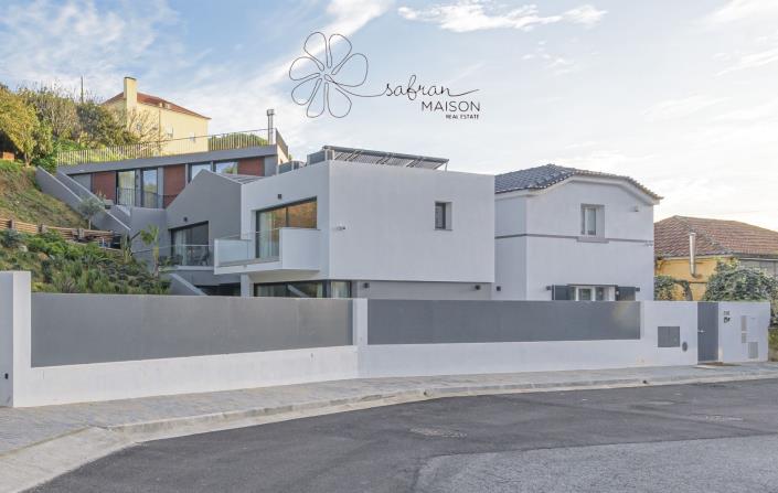 Image No.5-8 Bed Villa for sale