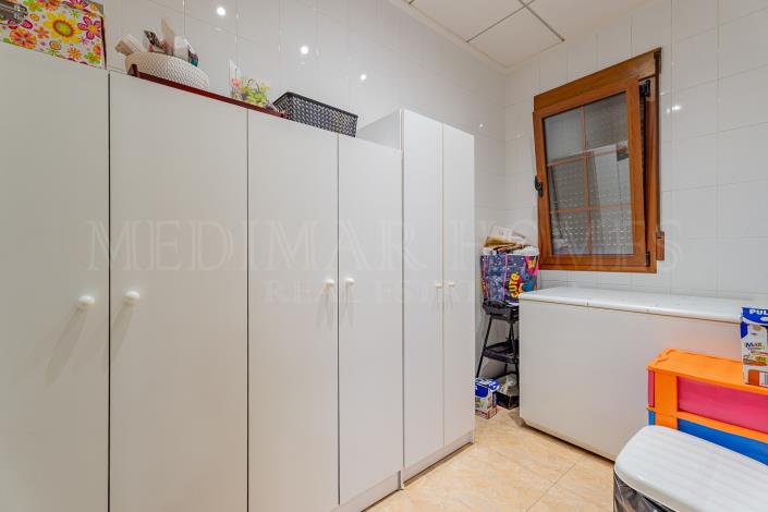 Image No.18-5 Bed Villa / Detached for sale