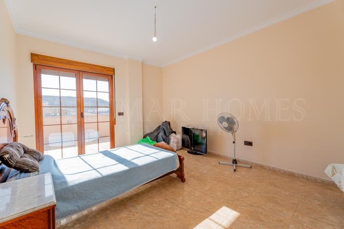 Image No.32-5 Bed Villa / Detached for sale