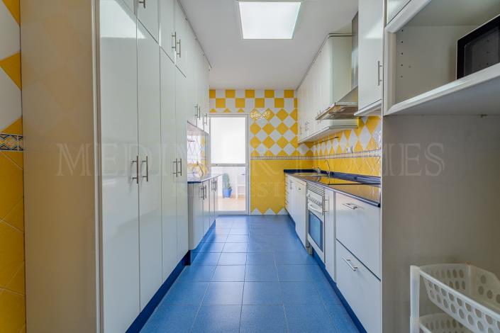 Image No.14-3 Bed Apartment for sale