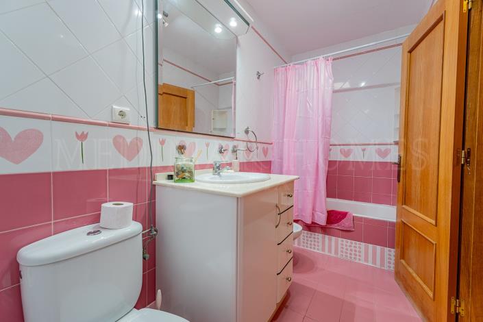 Image No.23-3 Bed Apartment for sale