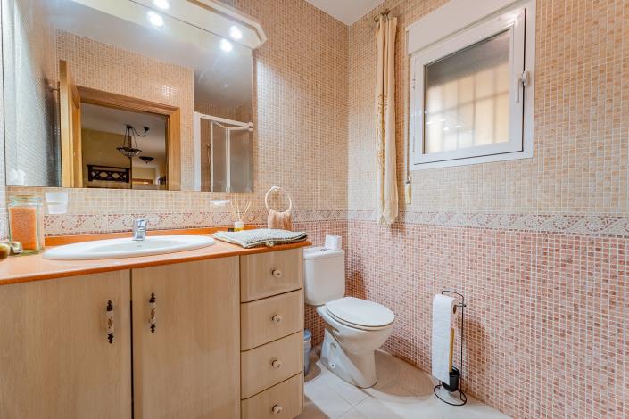 Image No.28-3 Bed Apartment for sale