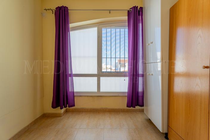 Image No.34-3 Bed Apartment for sale