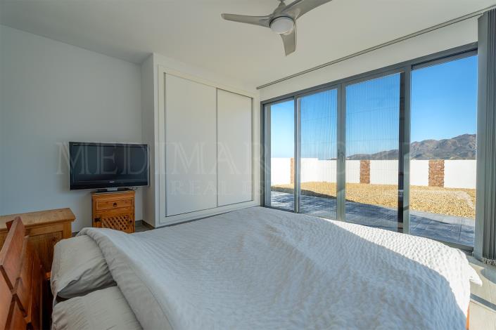 Image No.23-3 Bed Villa / Detached for sale