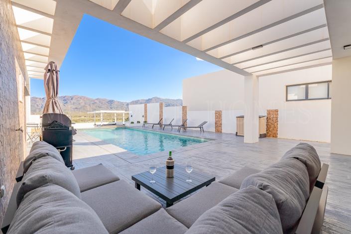 Image No.45-3 Bed Villa / Detached for sale