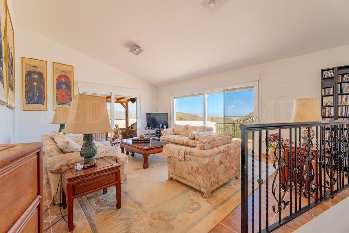 Image No.6-4 Bed Villa / Detached for sale