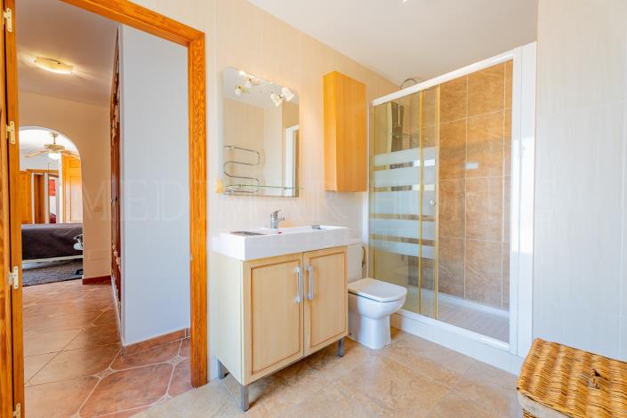 Image No.27-4 Bed Villa / Detached for sale