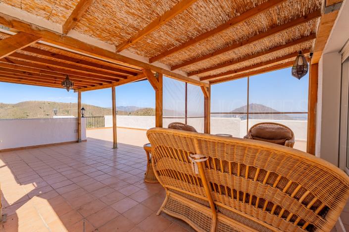 Image No.32-4 Bed Villa / Detached for sale