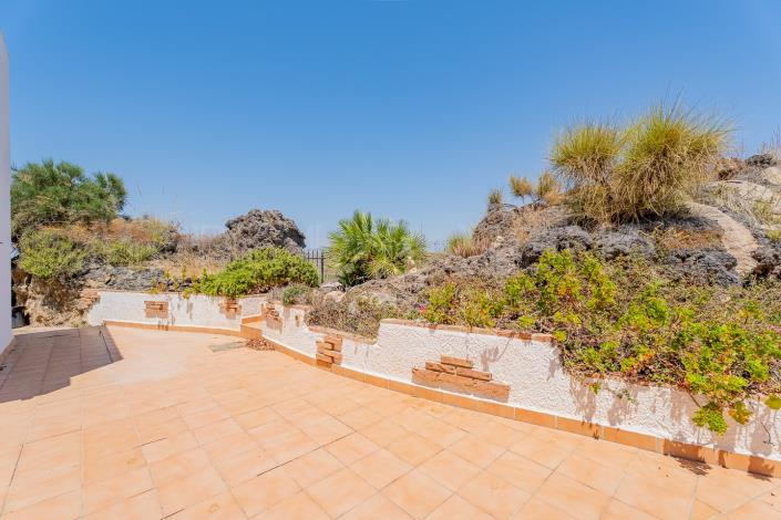 Image No.43-4 Bed Villa / Detached for sale