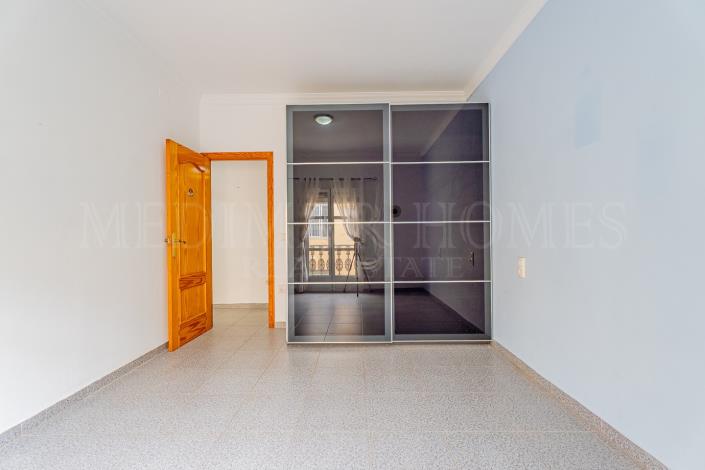 Image No.22-3 Bed Apartment for sale