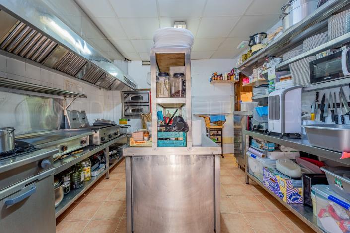 Image No.16-Bar for sale