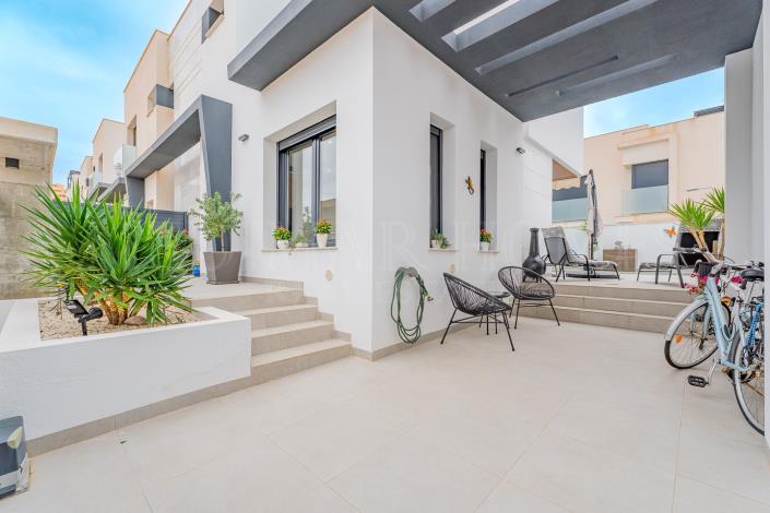 Image No.38-3 Bed Villa for sale