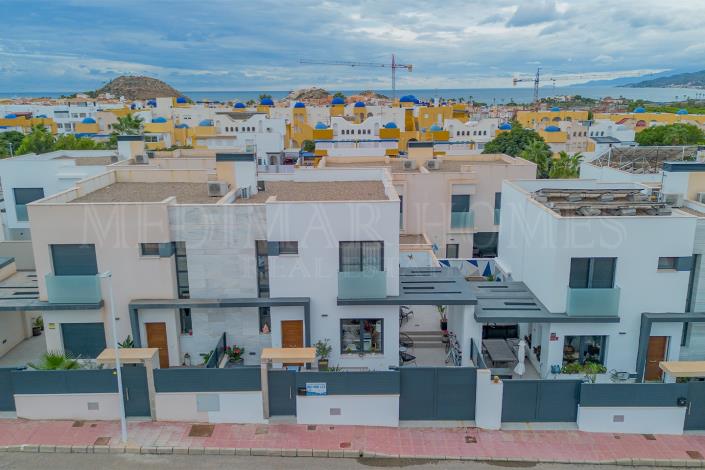 Image No.44-3 Bed Villa for sale