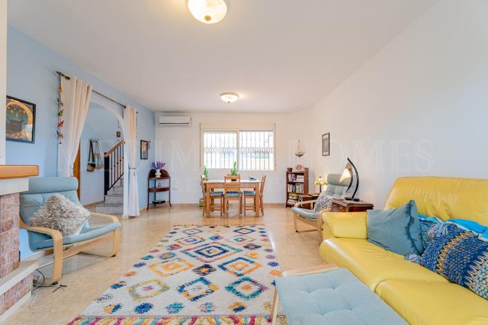 Image No.13-3 Bed Townhouse for sale