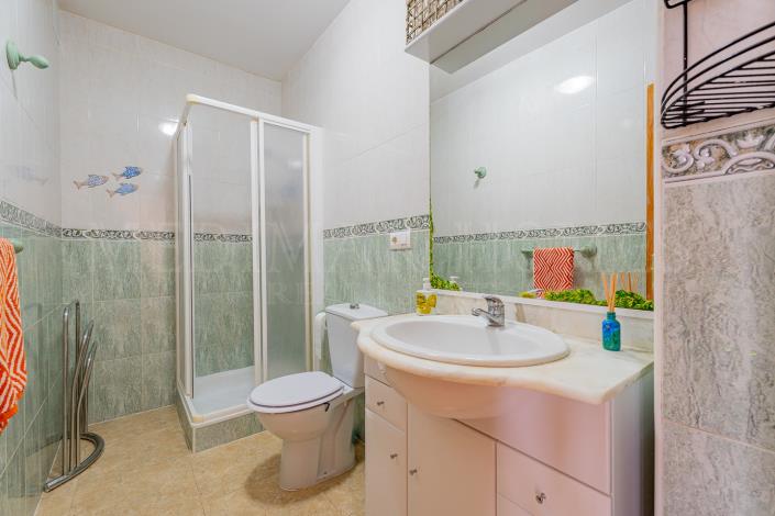 Image No.20-3 Bed Townhouse for sale