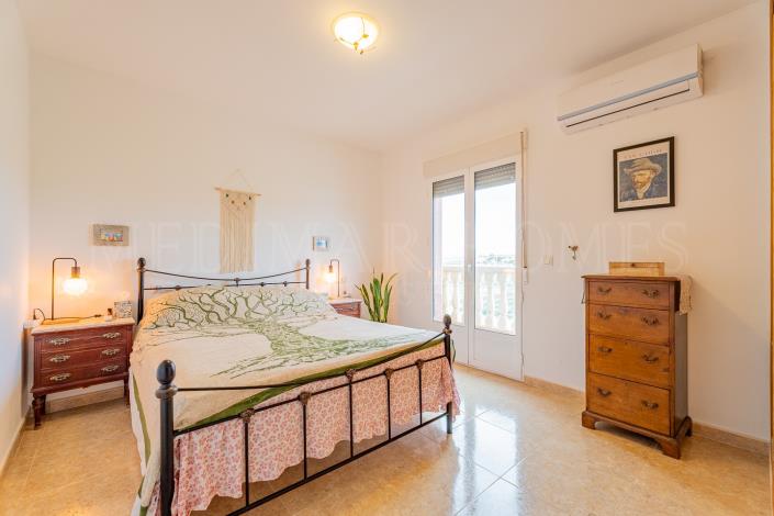 Image No.31-3 Bed Townhouse for sale