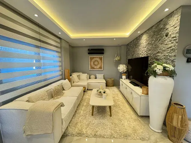 Image No.7-3 Bed Apartment for sale