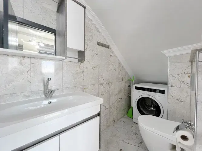 Image No.15-2 Bed Apartment for sale