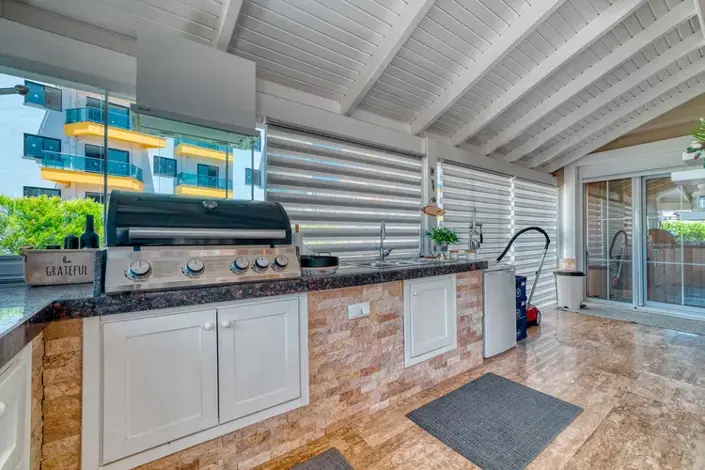 Image No.17-3 Bed Villa for sale