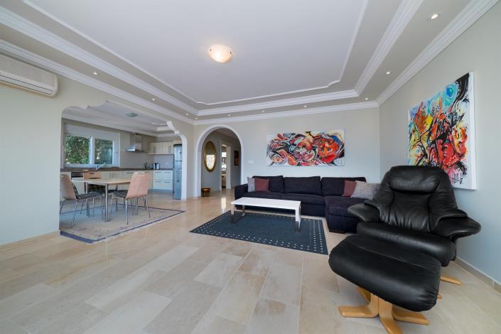 Image No.12-4 Bed Villa for sale