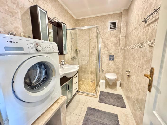 Image No.10-2 Bed Apartment for sale