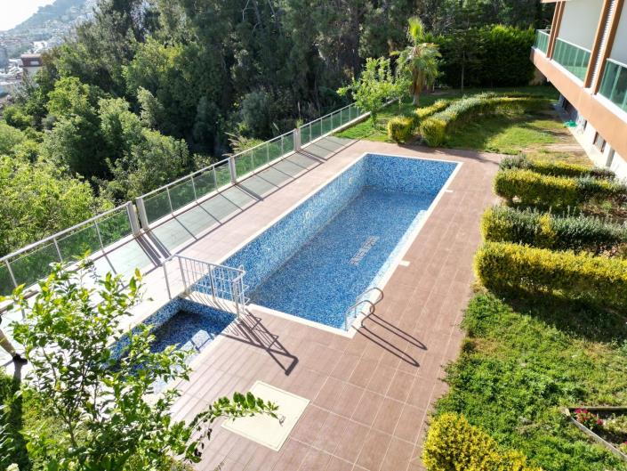 Image No.20-3 Bed Apartment for sale