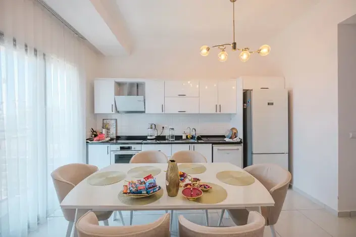 Image No.4-2 Bed Apartment for sale