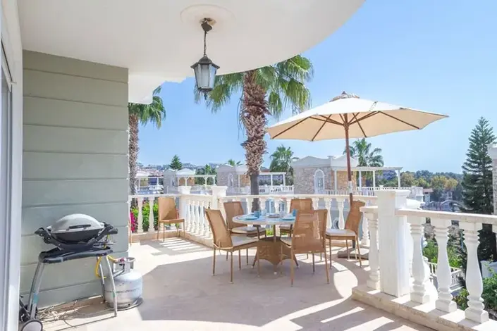 Image No.15-4 Bed Villa for sale