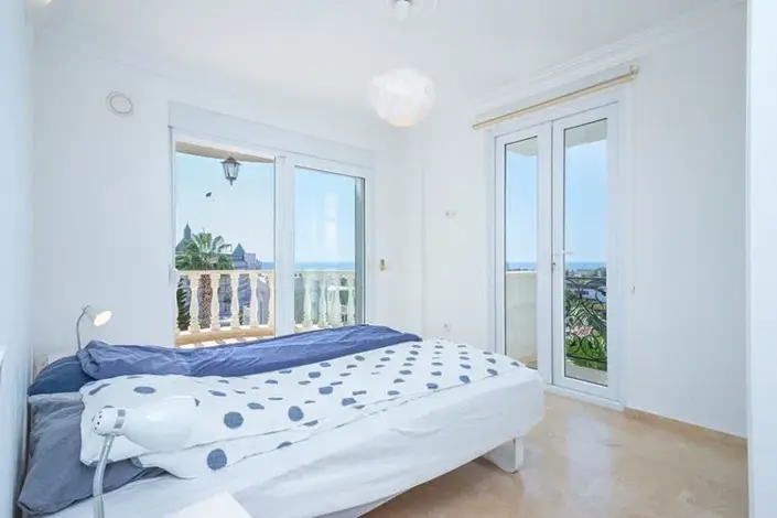 Image No.11-4 Bed Villa for sale