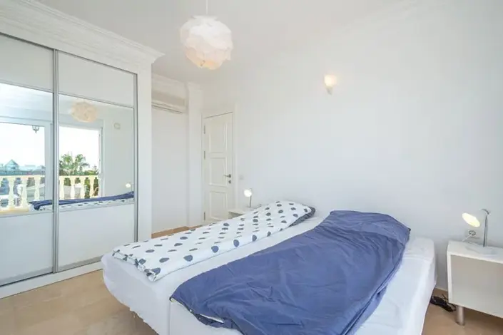 Image No.12-4 Bed Villa for sale