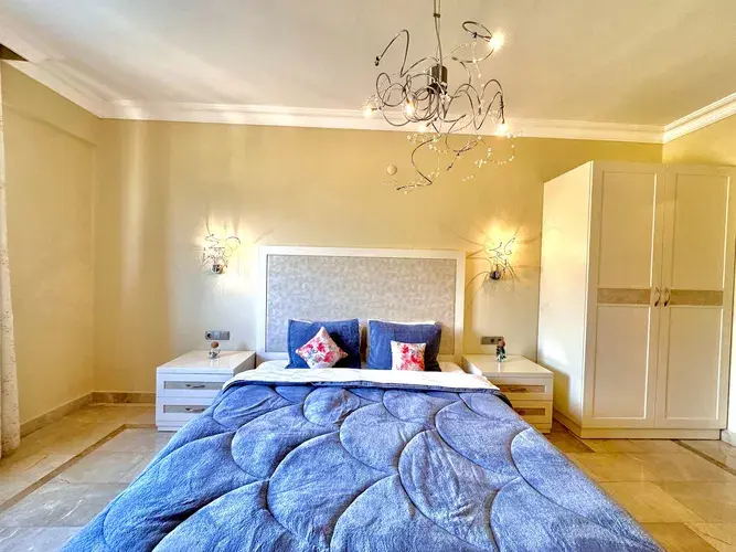 Image No.12-2 Bed Apartment for sale