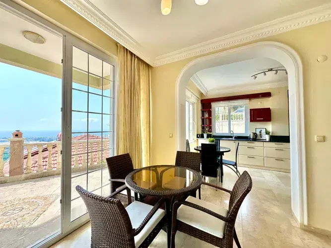 Image No.1-3 Bed Villa for sale