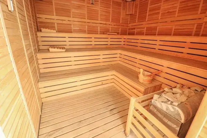 Image No.17-4 Bed Apartment for sale