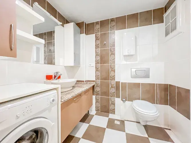 Image No.12-2 Bed Apartment for sale