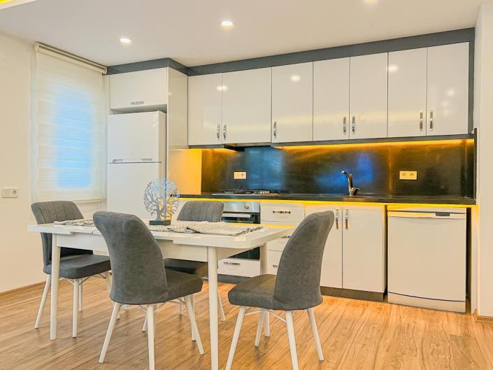 Image No.10-2 Bed Apartment for sale