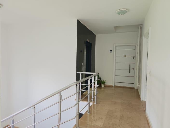 Image No.26-3 Bed Apartment for sale