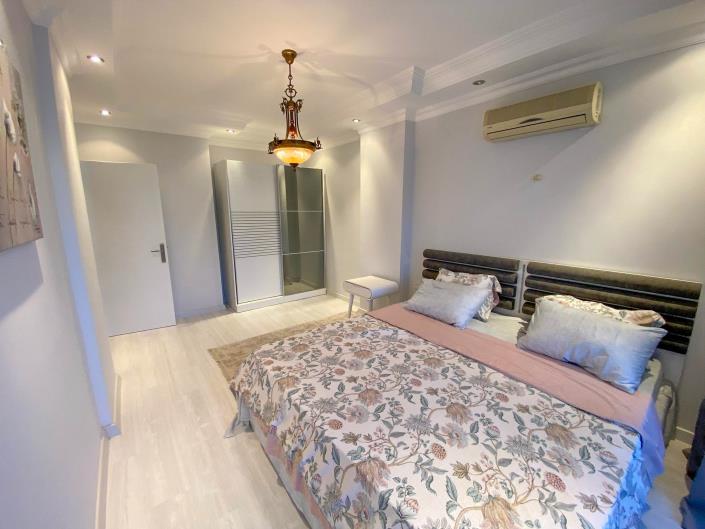 Image No.10-2 Bed Apartment for sale