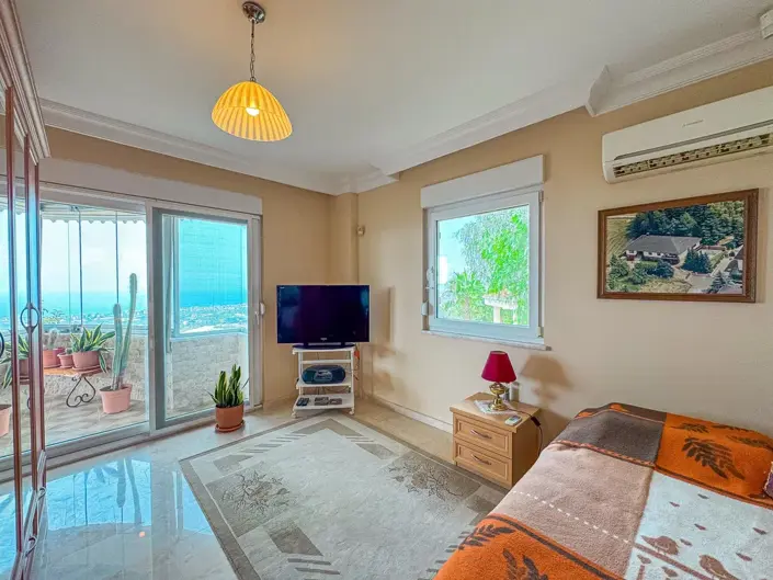 Image No.12-4 Bed Villa for sale