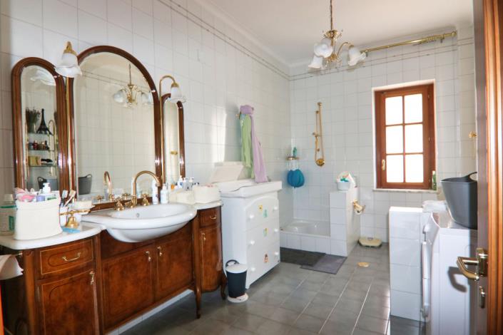 Image No.22-4 Bed Villa for sale